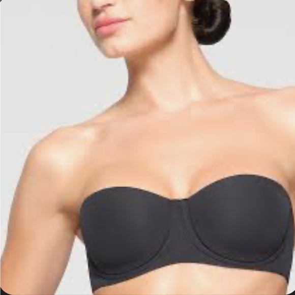 Skims Fits everybody strapless bra onyx black 34 D NEW - Picture 1 of 10